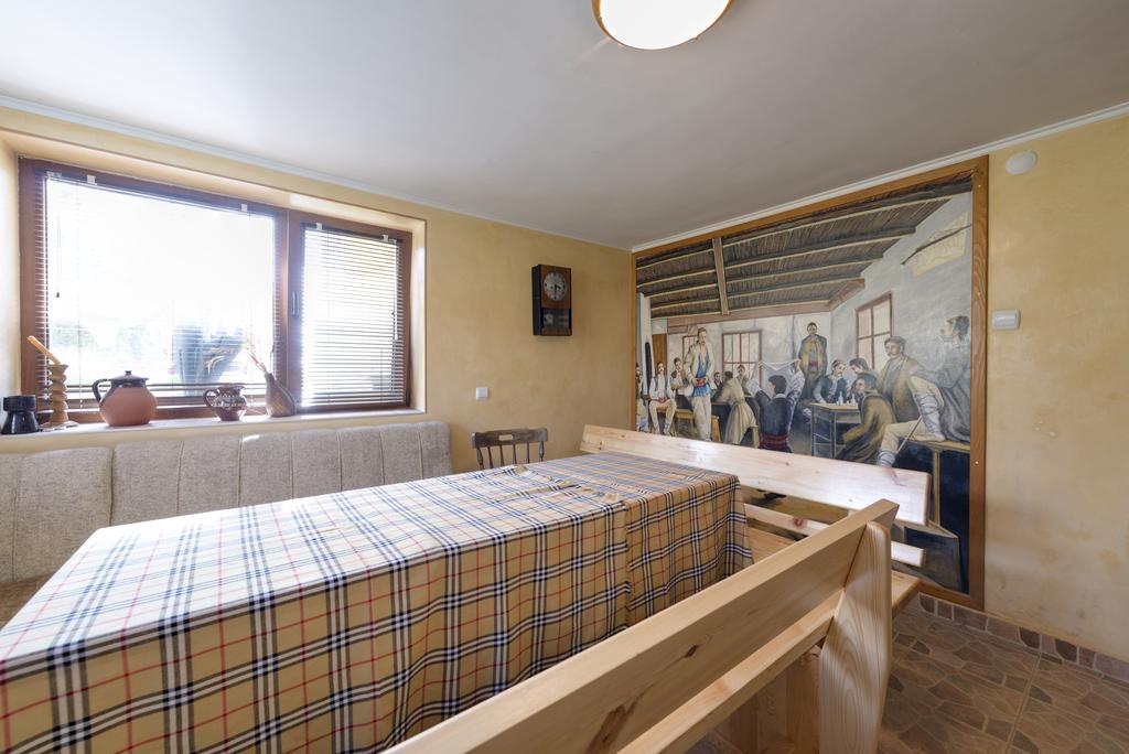 Marinovata Kashta Guest House Veliki Preslav Exterior photo
