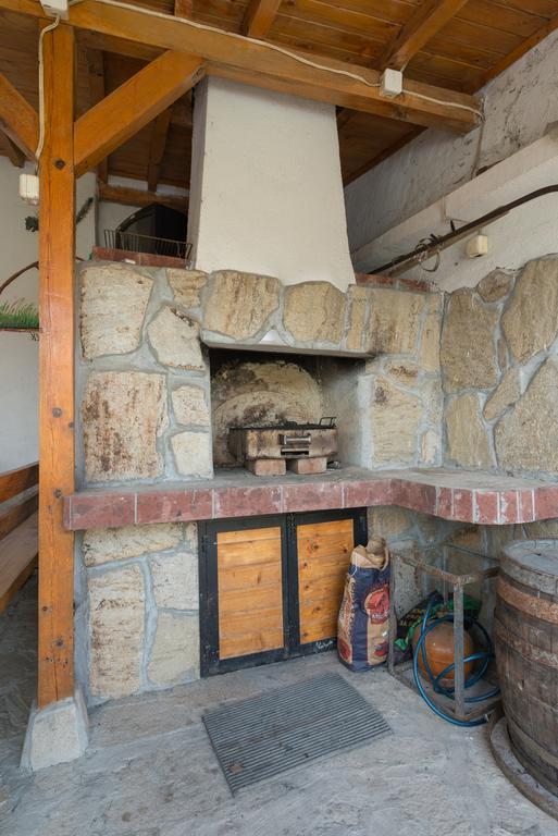Marinovata Kashta Guest House Veliki Preslav Exterior photo