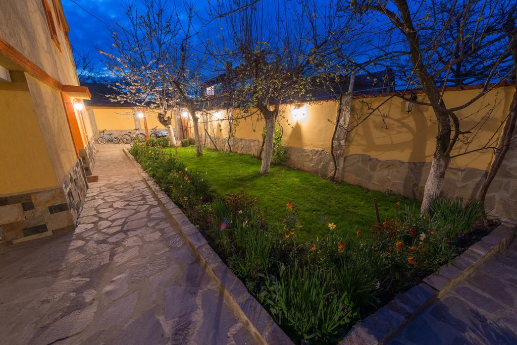 Marinovata Kashta Guest House Veliki Preslav Exterior photo