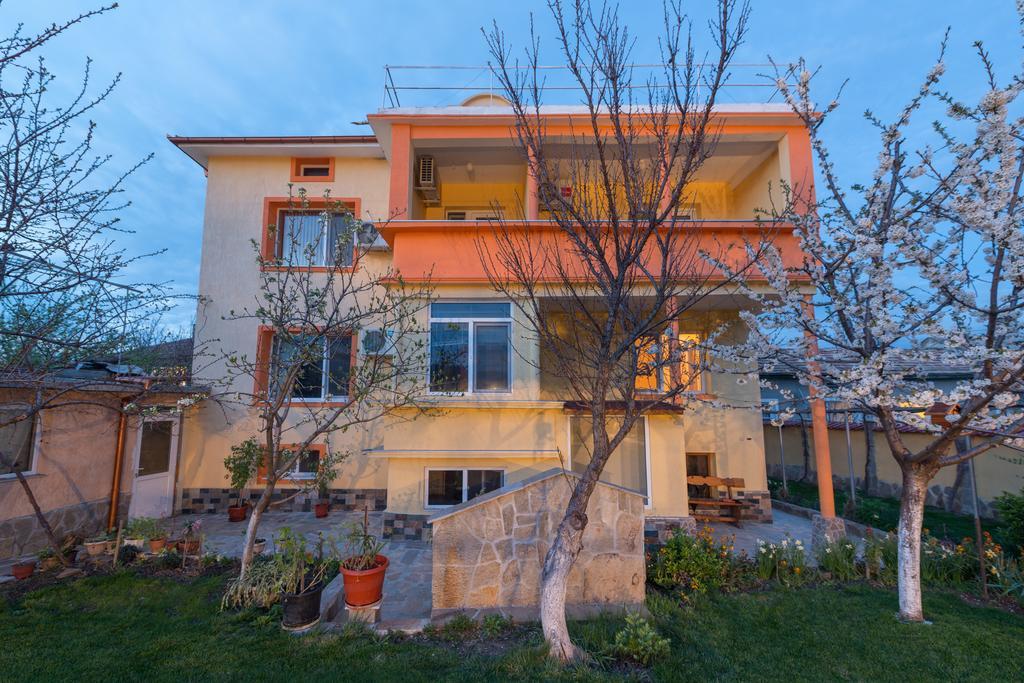 Marinovata Kashta Guest House Veliki Preslav Exterior photo